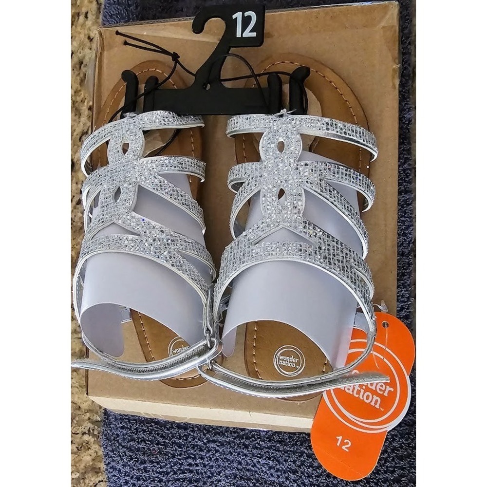 Wonder Nation Girls Silver Rhinestone Gladiator Sandals Size 12 New GTW21SN12N - Picture 4 of 8
